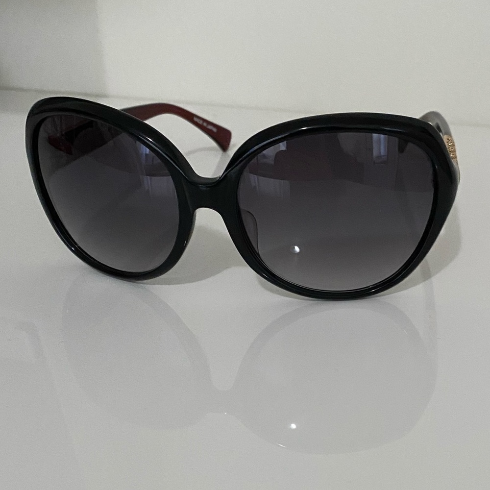 Authentic Shiseido sunglasses, perfect condition, black acetate frame with gold